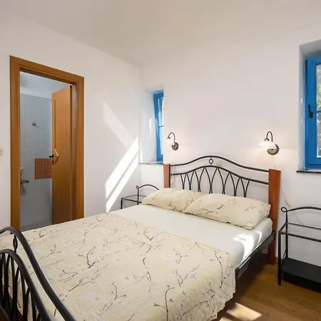 Villa Lapida Supetarska Draga