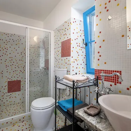 Lapida Supetarska Draga