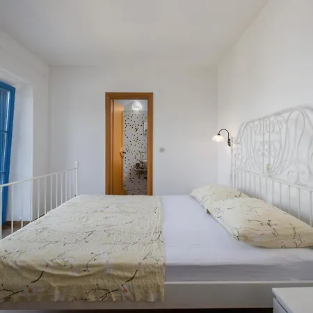 Lapida Villa