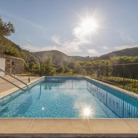 Lapida Villa *
